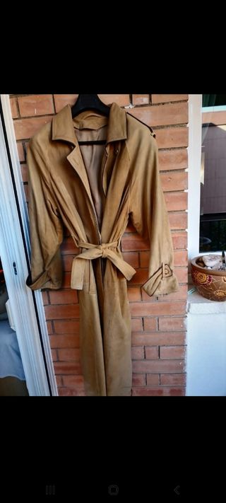 gabardina ante loewe