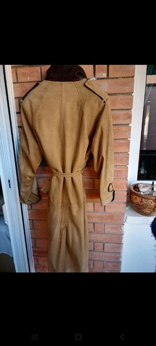 gabardina ante loewe