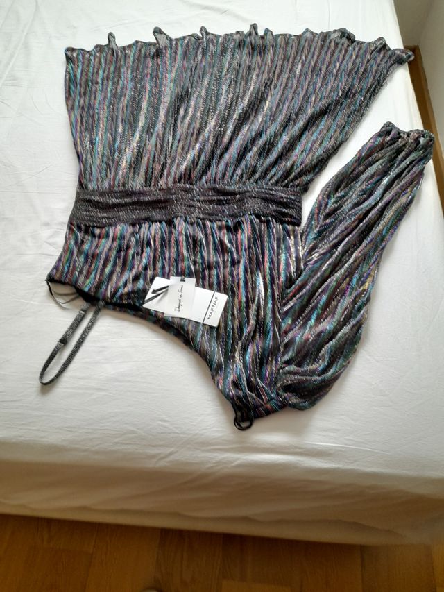 Vestido elegante y juvenil 