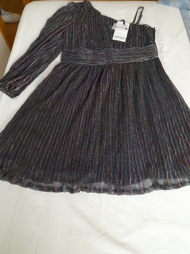 Vestido elegante y juvenil 