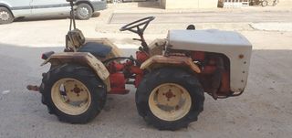 Tractor Lander