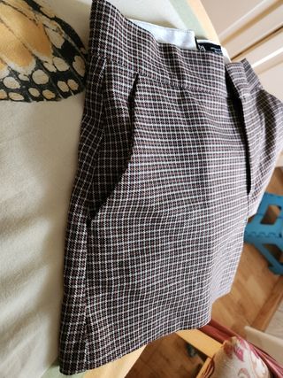 Pantalón corto de vestir ,Zara, talla S 