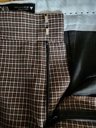 Pantalón corto de vestir ,Zara, talla S 