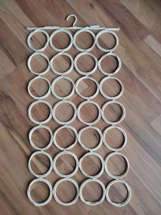 Organizador de pañuelos y bufandas