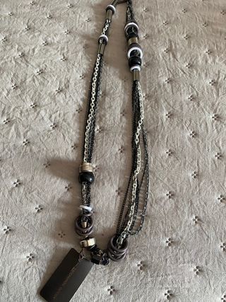 Collar de Adolfo Domínguez