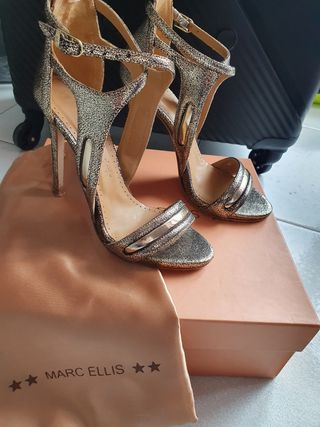 Sandali con tacco Marc Ellis