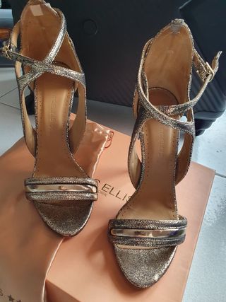 Sandali con tacco Marc Ellis