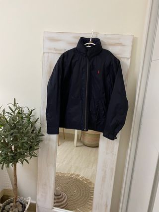 Cazadora acolchada Polo Ralph Lauren azul. 