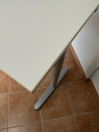 Mesa GALANT Ikea