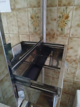 Armario baño de acero inoxidable