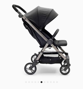 Carrito de bebe negro