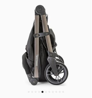 Carrito de bebe negro