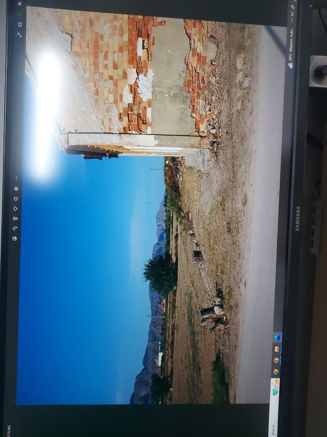 Para construir + terreno de al lado