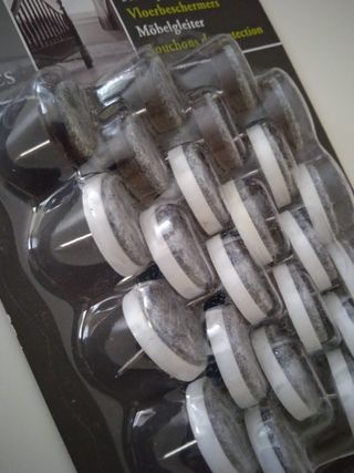 Protectores de suelos para sillas/mesas...