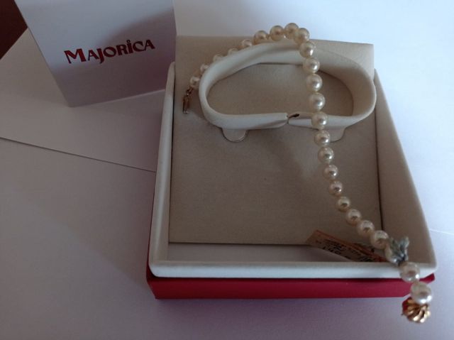 Pulsera Majòrica con cierre de Oro de 18k