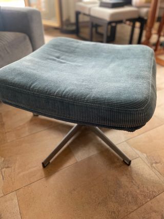 Butaca, reposapiés y cojín