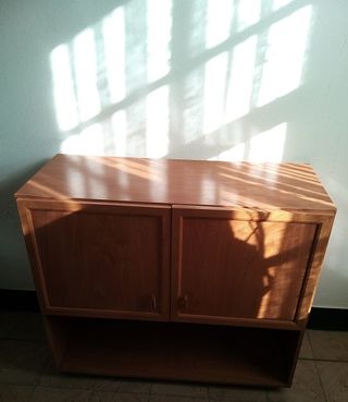 MUEBLE MULTIUSOS CON RUEDAS