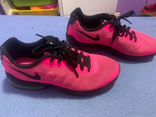 Bambas Nike rosas CON CAJA, PRECIO NEGOCIABLE.
