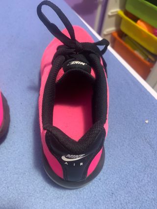 Bambas Nike rosas CON CAJA, PRECIO NEGOCIABLE.