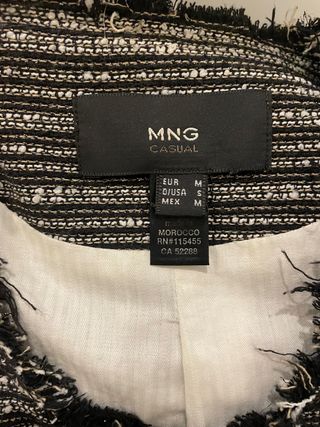 Chaqueta estilo Chanel