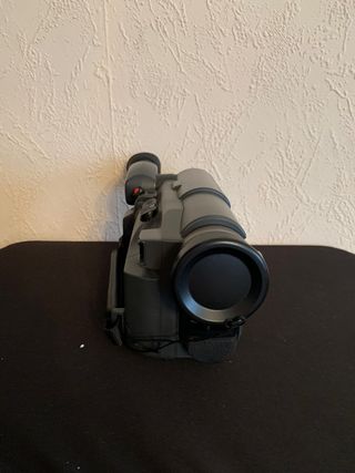 Vídeo cámara Hitachi VM -E220E