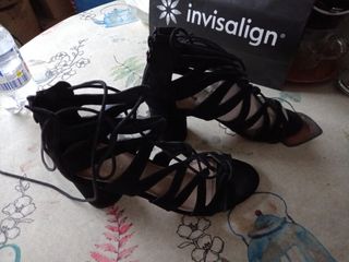 zapatos ante y plateados