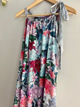 Vestido invitada premama raso flores + cinturón