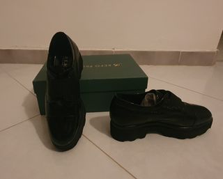 Scarpe Stringate Nere