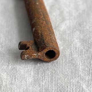 llave antigua metalica para cerradura