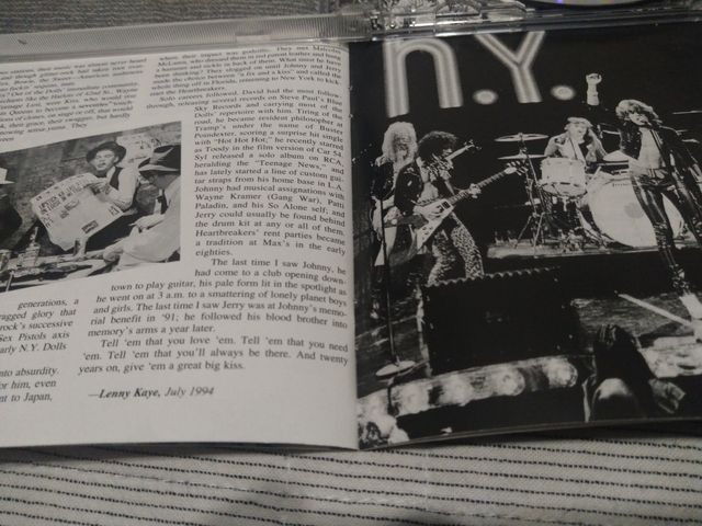 CD **NEW YORK DOLLS**