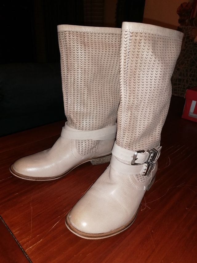 botas piel de verano. t. 36