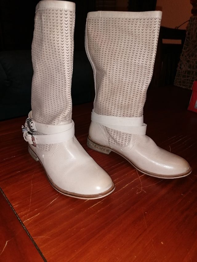 botas piel de verano. t. 36