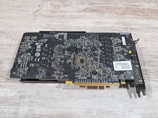 Radeon R9 270X GAMING 2GB (Para reparar o piezas)