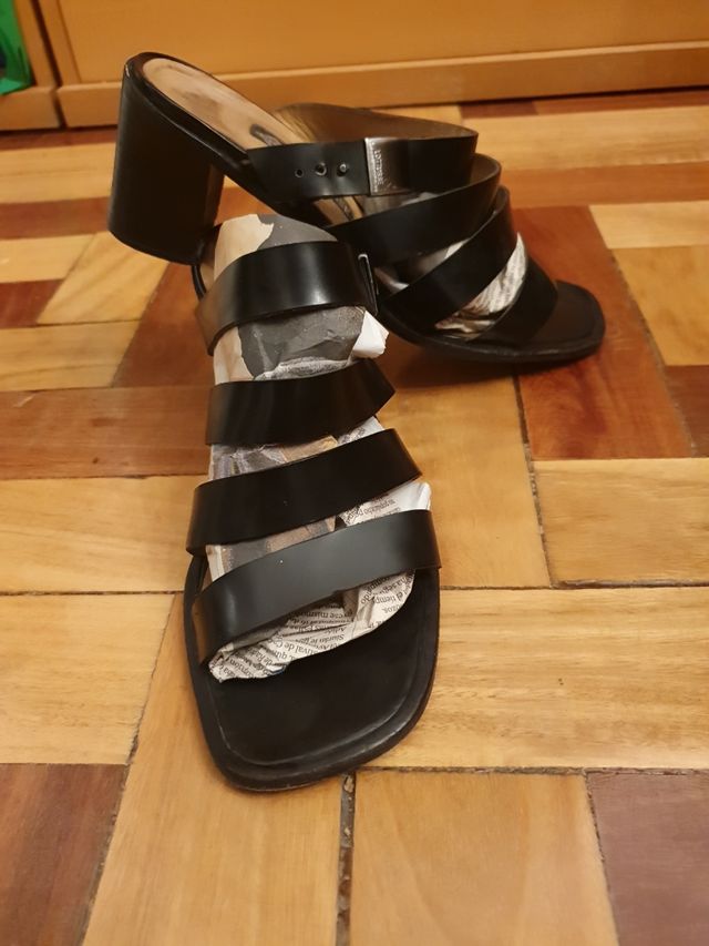 Sandalia Lottusse talla 39..6,5 inglesa