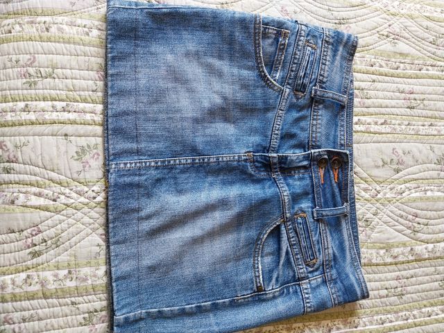 falda vaquera de Blanco.