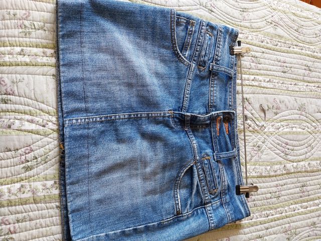 falda vaquera de Blanco.