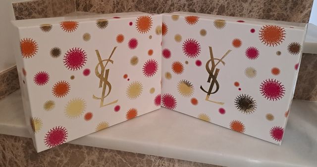 2 nuove scatole pieghevoli Yves Saint Laurent
