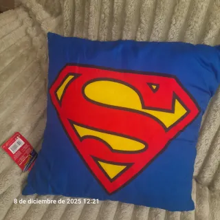 LOTE DE COJINES INFANTILES NUEVOS.