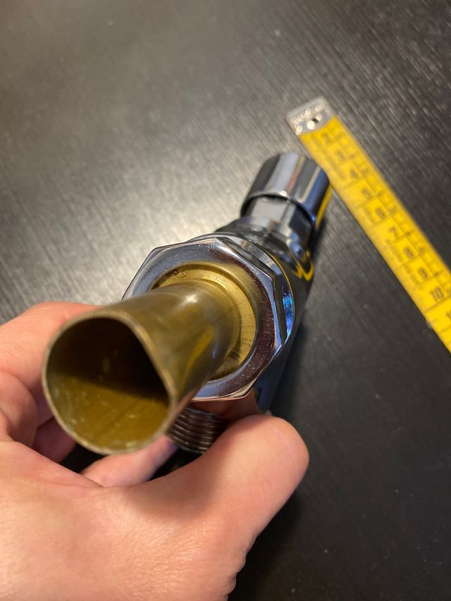 grifería temporizada urinario -FALTA PIEZA