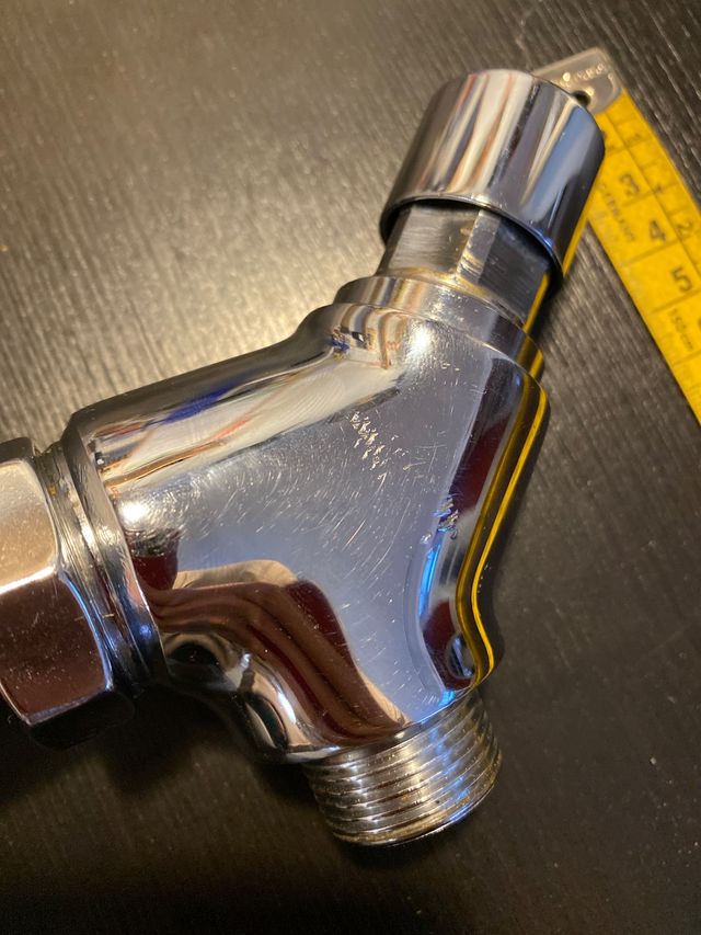 grifería temporizada urinario -FALTA PIEZA