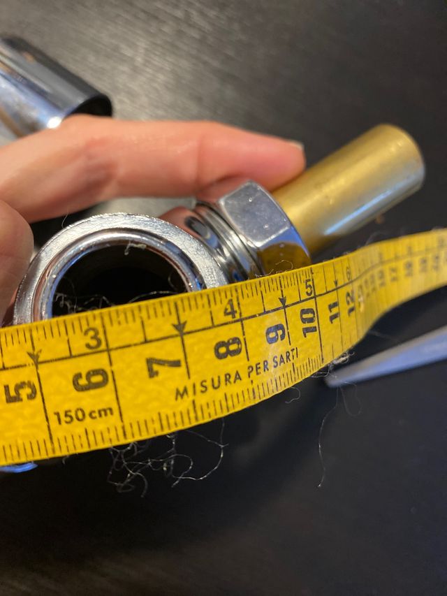 grifería temporizada urinario -FALTA PIEZA