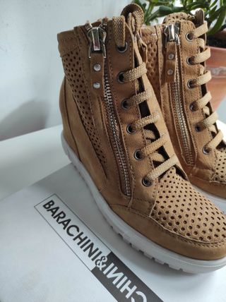 Comodisimas y nuevas Zapatillas cuña Barachini 39