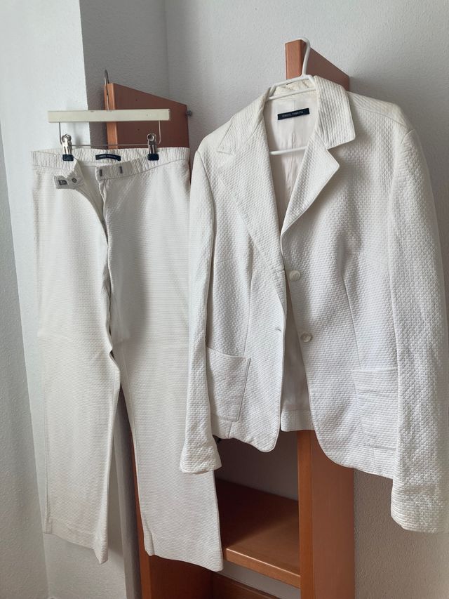 Traje Roberto Torretta