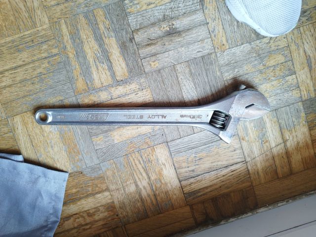 llave inglesa original