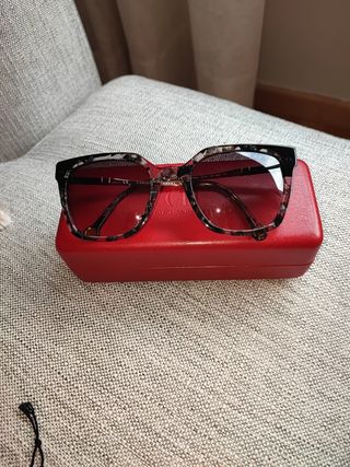 gafas de sol Carolina herrera nuevas.