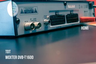 TV TOSHIBA CON TDT Y REPRODUCTOR DVD