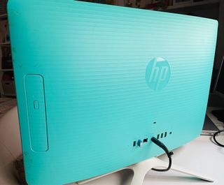 Ordenador HP All In One - blanco y azul