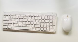 Ordenador HP All In One - blanco y azul