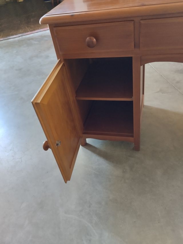 MESA ESCRITORIO O TOCADOR