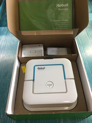 Robot Braava jet 240 friega suelos.